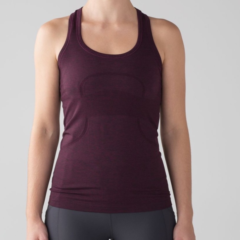 Lululemon Swiftly Tech Racerback
Marvel / Black size 4 NWOT